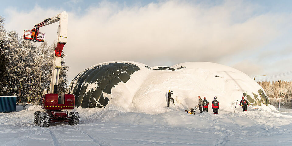 Sneeuw verwijderen. Foto | Thomas Meijerman