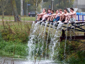 Nog meer wachten en bibberen. Nog meer wachten en bibberen.