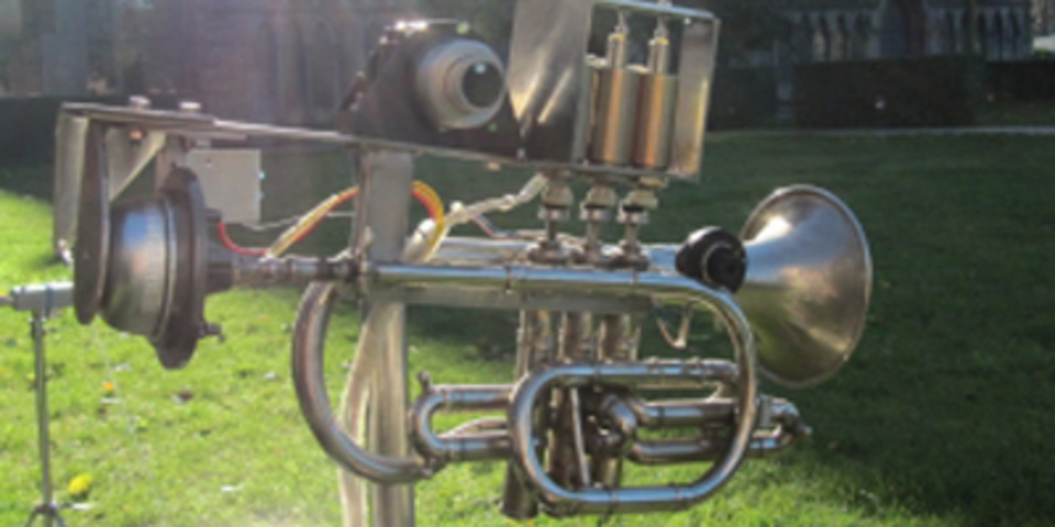Een van de 'leden' van muziekgezelschap Logos uit Gent.