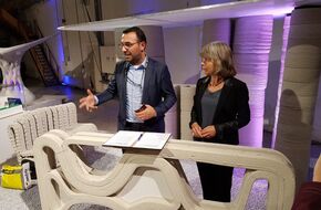 Yasin Torunoglu en Suzanne Udo. Yasin Torunoglu en Suzanne Udo.
