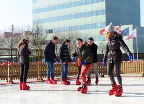 Schaatsen met de Wervingsdagen. Schaatsen met de Wervingsdagen.