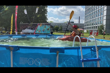 Demonstration of canoe association Okawa.