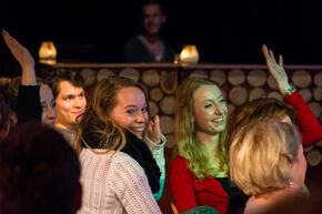 Zowel meisjes als jongens in het publiek. Foto| Sander Peters