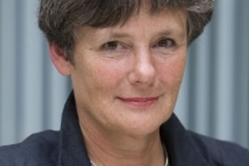 Louise Gunning.