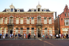 Optocht Mysterietour door Den Bosch. Foto | Bart van Overbeeke Optocht Mysterietour door Den Bosch. Foto | Bart van Overbeeke