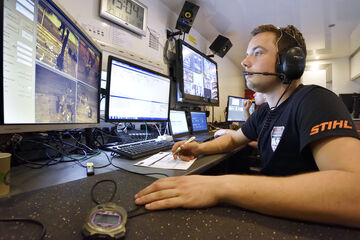 Mathijs Meulendijks aan het werk. Foto | Bart van Overbeeke