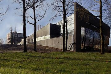 Gebouw Spectrum, waarin ook is gewerkt met breedplaatvloeren.