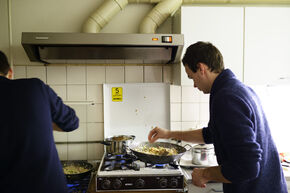 Aanschuiven bij De Druppel. Foto | Bart van Overbeeke