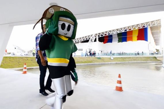 Lieven Scheire 'in actie' tijdens de RoboCup van 2014 in Brazilië. Video | Tech United.