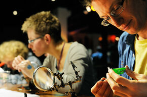 Je eigen Braitenberg-robot maken. Foto | Bart van Overbeeke discovery festival eindhoven technische universiteit