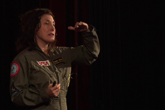 Mindy Howard praat onder andere over haar techniek 'BOBUSA'. Video | TEDx Talks