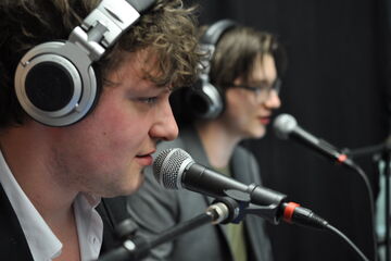 Stijn en Peter Fijn in de Ether. Actie Lucid voor Serious Request.