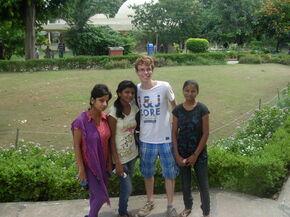I sometimes feel like a movie star, since everyone wants to take photos with me. I sometimes feel like a movie star, since everyone wants to take photos with me.