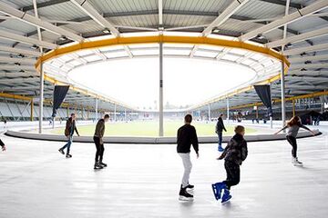 TU/e-hoogleraar: wissel warmte uit tussen ijsbaan en zwembad