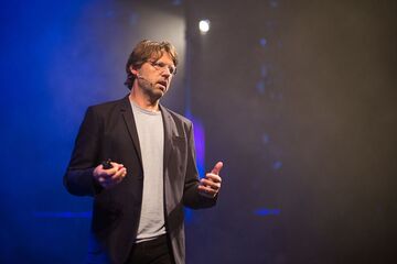 Microsoft strikt Delftse hoogleraar voor bouw kwantumcomputer