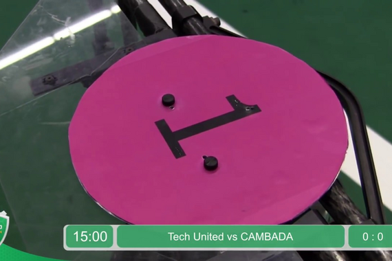 Uitgebreide registratie van de finale van de WK RoboCup 2018: Tech United versus CAMBADA.