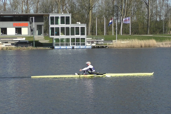 Eenzame training op de Bosbaan. Video | Freek Robbers
