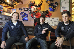 Het bestuur van de Asfalthappertjes: Jorrit Huisman, Jordy van der Mierden en Jasper Beekmeijer (v.l.n.r) l Foto: Bart van Overbeeke