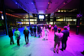 'U meet light' in de markthal. Foto | Bart van Overbeeke