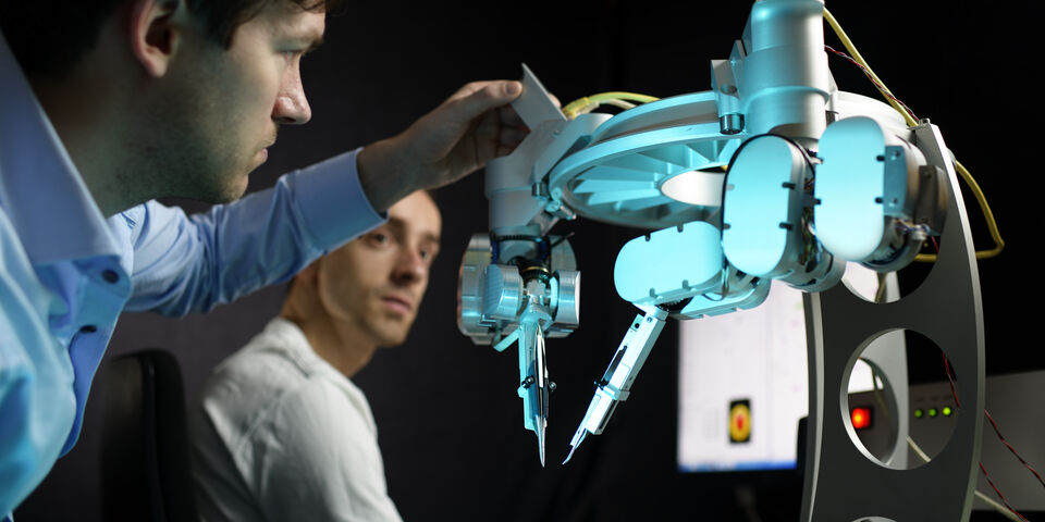 Spinoff rond microchirurgierobot op eigen benen