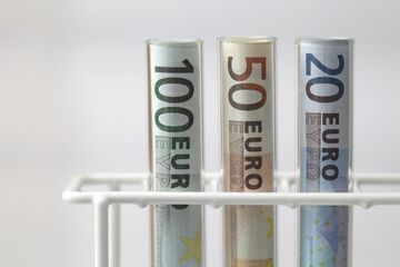 Iets meer geld naar research & development