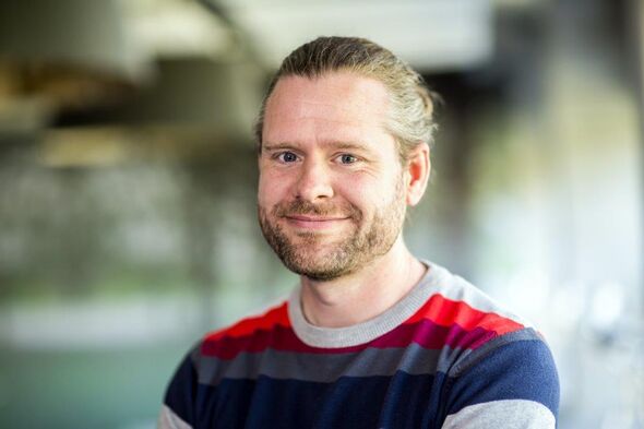 Daniël Lakens. Daniël Lakens.