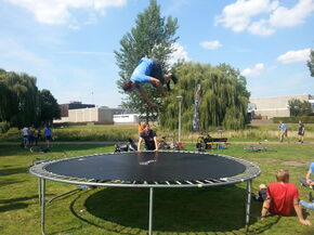 Workshop trampoline